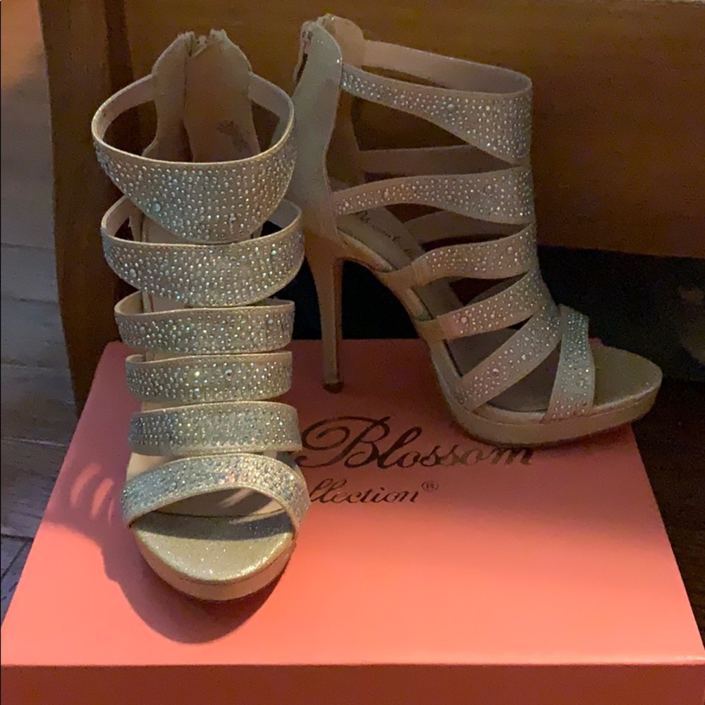 Nude glittery heels